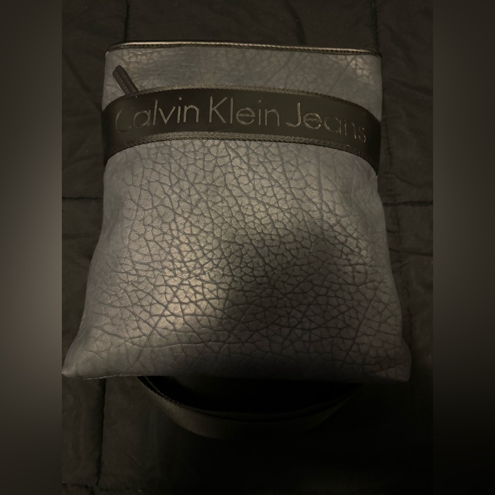Calvin Klein messenger bag